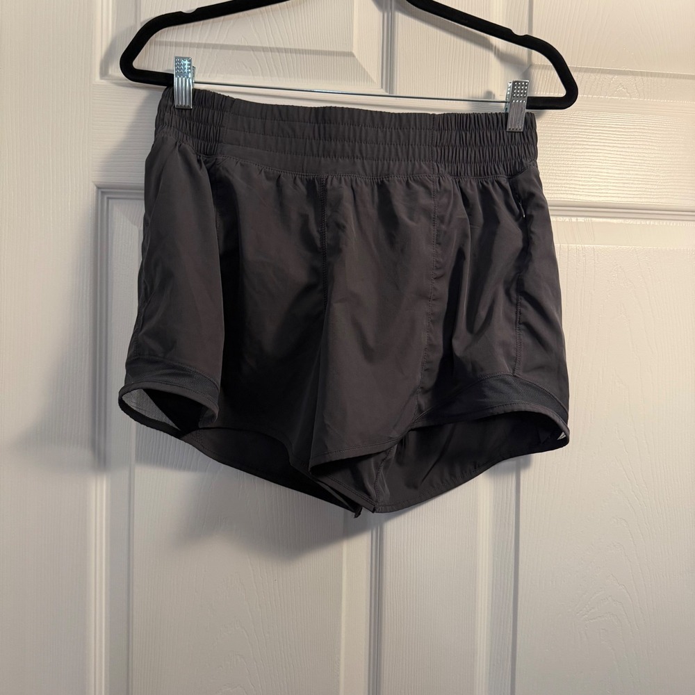 Talula Aritzia Womens XL Black Athletic Running Shorts Lightweight Gym